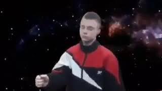 Когда врубаешь любимый трек и улетаешь в космос