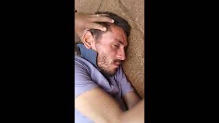 libertação viciado Crack demônio furioso.