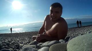 Купание в Черном море в ноябре в Сочи