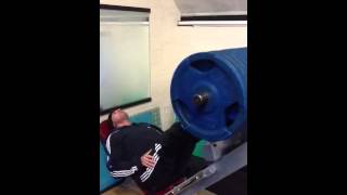 440kg leg press easy