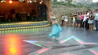 belly Dancer at Parvana -Yerevan 19-07-2008