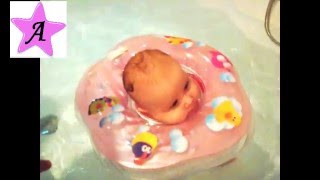 Круг для купания младенцев дети бесстрашно плавают The range for bathing infants children swim