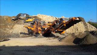 BINET TRAVAUX PUBLICS Concasseur Rockster R1100DS