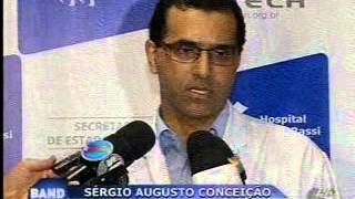 04/03/2015 -  Mulher passa por cirurgia inédita - (Jornal da Band Local)