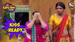 Santosh Prepares To Kiss Emraan Hashmi - The Kapil Sharma Show