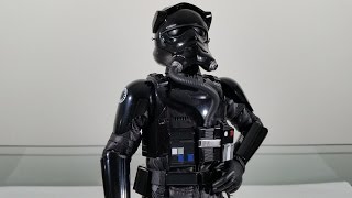 Hot Toys MMS324 First Order TIE Pilot