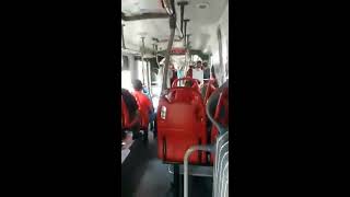 venezolano canta en trasmilenio d bogota MUY BUENO