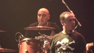 MONSTRUACIÓN- Hijo del paro (Ateneu popular de Nou Barris 9-10-10)