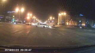 ДТП. Астана. Тауелсыздык проспект - ул. Кажымукана. 22.01.18г. 20:28