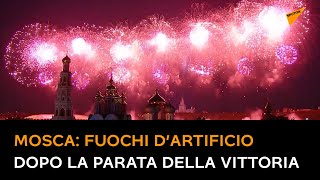 Mosca: fuochi d'artificio per la Vittoria