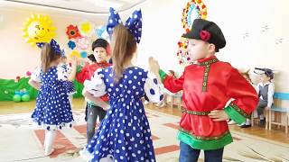 Утренник в подготовительной группе, посвященный Празднику 8 Марта