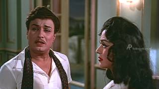 Anbe Vaa - M.G.R lies to Saroja Devi