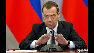 Украинский политолог - о статье Медведева: Москва сердится, что Зеленский не оправдал ‎ее надежд