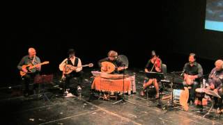 Μιά Ελιά Και Μιά Ντομάτα - Eine Olive und eine Tomate / Παράδοξον - Paradoxon