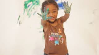 Finger Paiting with Leila while watching Frozen