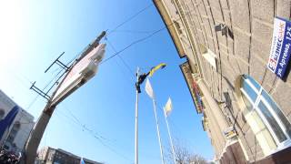 В Донецке снимают Украинские флаги. 09.03.2014