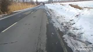 в селе Чон-Таш люди топают 2 км чтобы сесть в маршрутку.