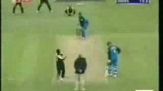 Pakistani Bowling ROCKS!!!