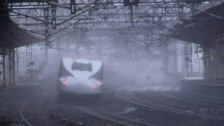 東海道新幹線　米原駅　＜ｽﾌﾟﾘﾝｸﾗｰ・ﾌﾙ放水＞