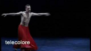 Vincenzo Capezzuto dances "FANDANGO"