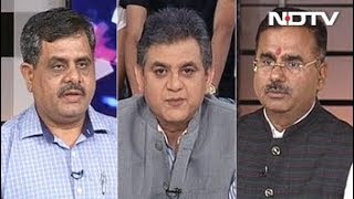 मुकाबला: क्यों लगातार गिर रहा है रुपया?