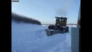 Дороги севера - Кировец К-700 прокладывает зимник