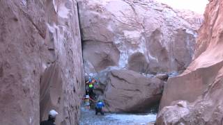 Atacama Crossing 2014: Leaders in Slot Canyon