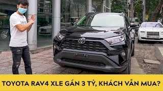 Vì sao Toyota RAV4 2020 XLE có giá gần 3 tỷ, khách Việt vẫn mua?