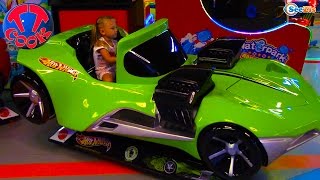 Видео для детей. Ярослава с Покойо в Детском Развлекательном Центре. Pocoyo Toys