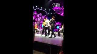 Eng CC [FanCam] Kyuhyun Ryeowook Donghae Boyfriend_Girlfriend, SJM Happy Camp Recording 130326