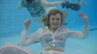 Anna Jolien Wetlook - Wetmar underwater in the pool party in white