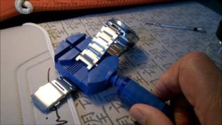 PULSAR WATCH BRACELET ADJUSTMENT