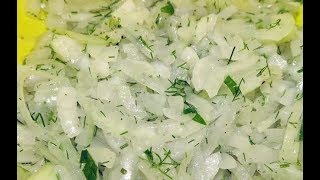 Как замариновать лук для бутербродов с килькой / мастер-класс от шеф-повара / Илья Лазерсон