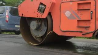 У Лохвиці завершують капітальний ремонт дороги