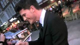 Jeremy Irvine at the War Horse premiere in London