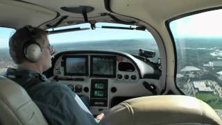Cirrus SR20 Gusty Pattern Crosswind Landing OWD 10-16-11