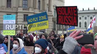 Germany: Ukrainian diaspora gather in Berlin against Russian offensive