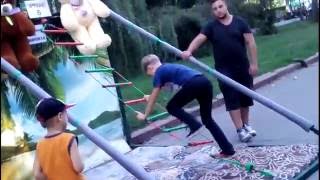 Аттракцион пьяная Лестница - лохотрон (г. Славянск) как залезть?