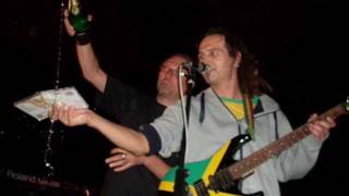 Uraggan Andrew & Reggae Orthodox - Pěstuj Dál