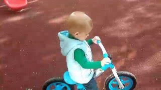 Беговел SmallRider Combo Racer. Тест драйв детского беговела. (Тема, 2 года)