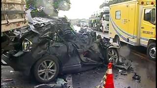 TRAGEDIA! - 3 Mortos na BR 101 - Casimiro de Abreu - 18/01/2013