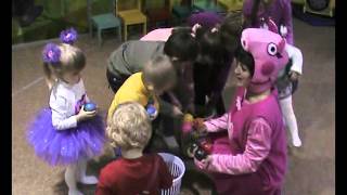 Peppa pig. Дети на дне рожденье! Аниматор свинка Пеппа!