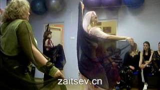 Новый Год 2010 Belly Dance Танец живота с платками