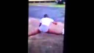 Gay guys twerk