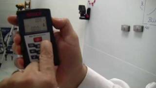 Dip Powell Demos the Bosch DLE70 Laser Range Finder