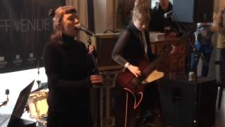 Kælan Mikla - Upphaf live@hlemmur square airwaves '16