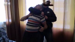 Новокузнечанин в бане подрался с приятелем  Тот умер