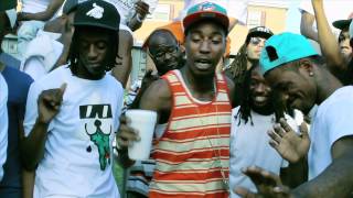 AK CLICK - HOLD UP