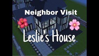 Sims Freeplay ~ Neighbor Visit ~ Leslie’s House ?