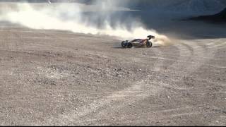CARSON DIRT ATTACK XXL 6S Brushless in der SANDGRUBE
